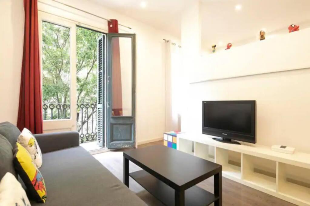 Canela Homes Barcelona Urquinaona Extérieur photo